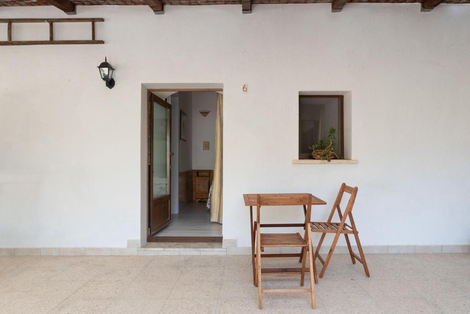 Bio-Agriturismo masseria La Palombara Salve Exterior foto